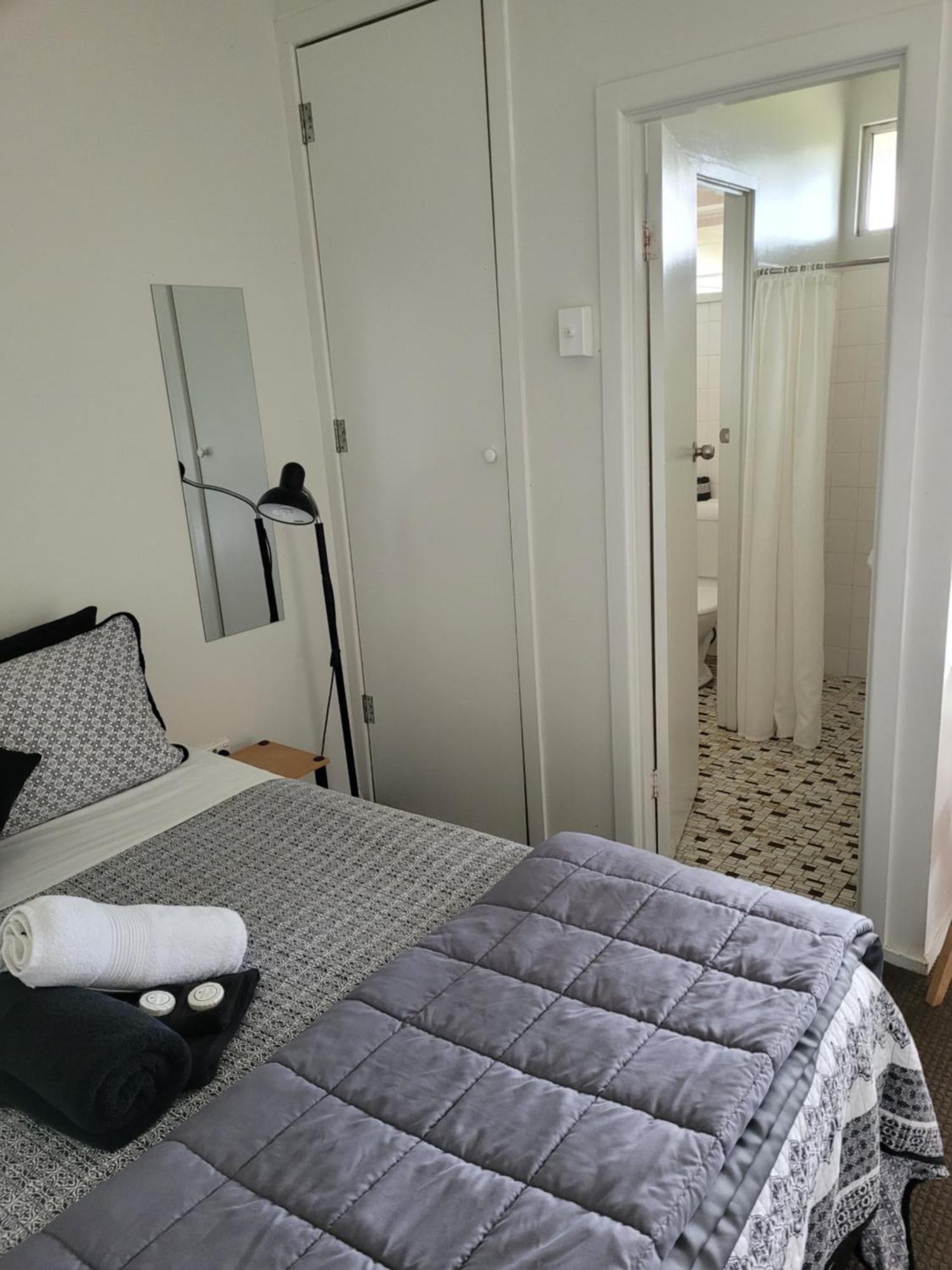 Jabiru Motel Намбакка-Хедс Номер фото